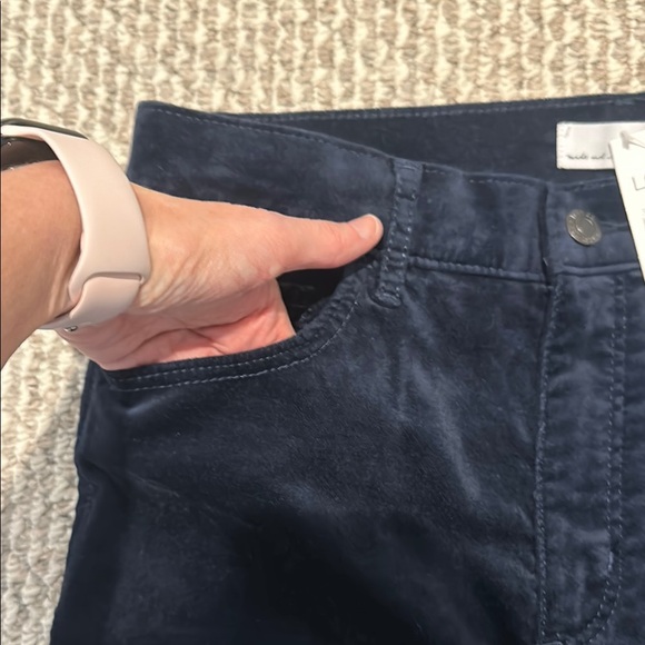 Women’s Skinny Pants - Picture 3 of 10